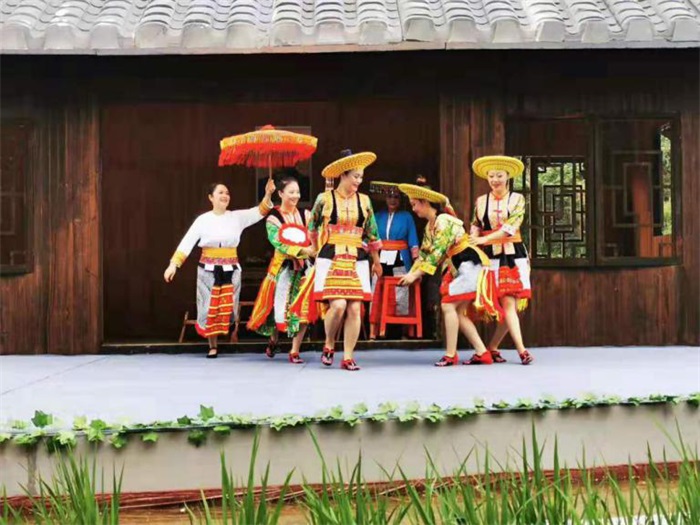 长沙展览展示设计,商业空间设计,长沙五岳展览服务有限公司 长沙展览展示设计,商业空间设计,长沙五岳展览服务有限公司